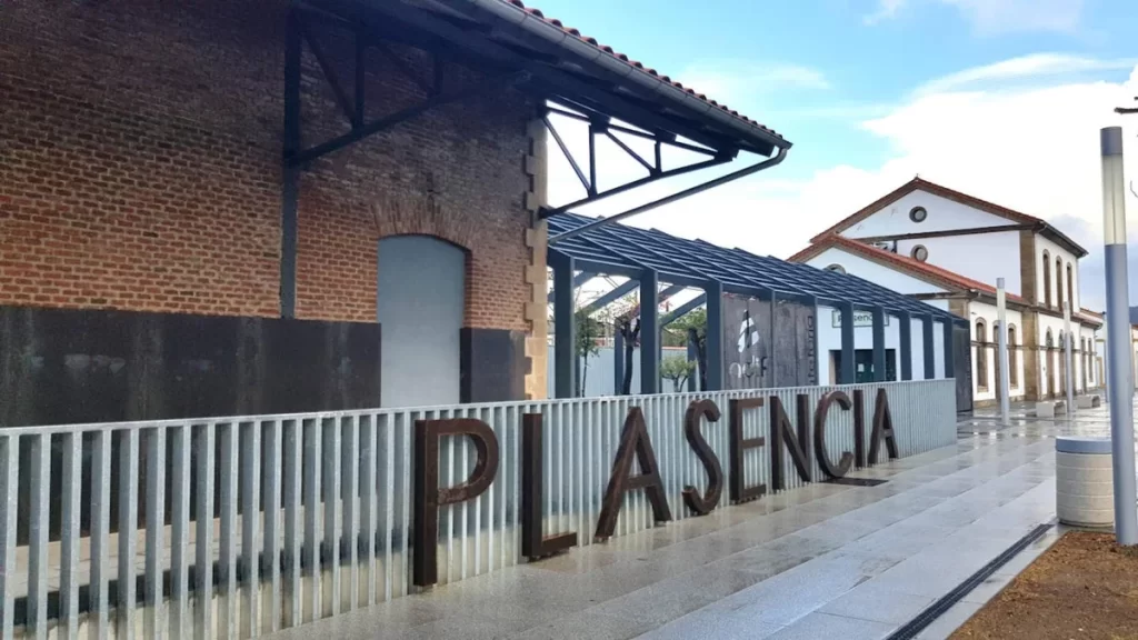 65.700 euros para alquilar el bar de la estación de tren de Plasencia