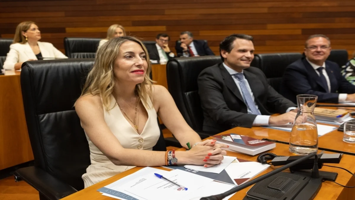 María Guardiola convoca un comité extraordinario para abordar el creciente malestar en el PP
