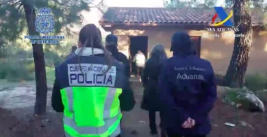 Cae una secta en Cáceres: Los líderes de una secta que prometían curar la homosexualidad son detenidos