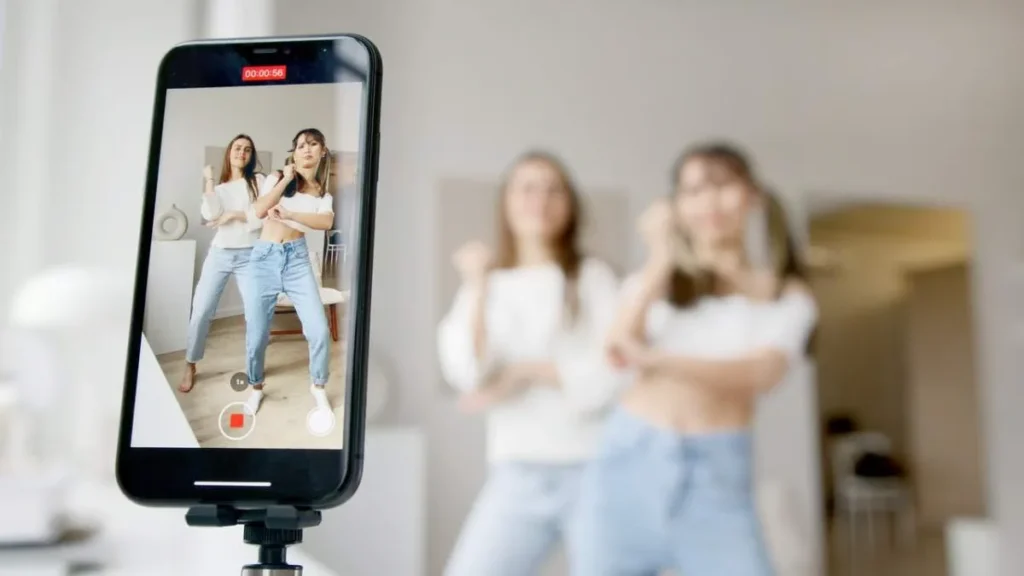 ¿TikTok una fuente de información fiable para los adolescentes?