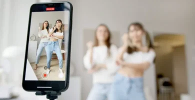 ¿TikTok una fuente de información fiable para los adolescentes?