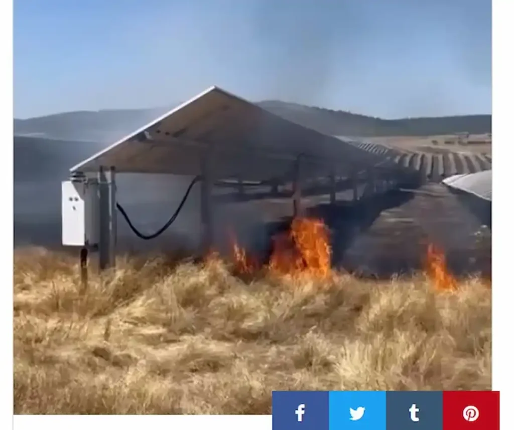 Incendio en la planta solar de Ceclavín