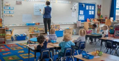 Los Auxiliares Técnicos Educativos alzan la voz en Mérida