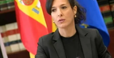 Esther Gutiérrez Anuncia su Candidatura para la Secretaría General del PSOE de Extremadura