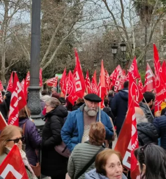 Cáceres y Badajoz se movilizan contra la exclusión social: Con los derechos no se juega