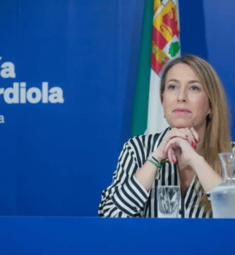 Guardiola Lanza un Ultimátum: O Presupuestos en 2026 o Elecciones Anticipadas en Extremadura.