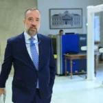 Un Vínculo Inesperado: El Exnúmero Dos de Interior del PP y el "Hacker del Poder